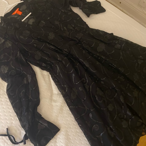 Perfect black dress size S - Picture 3 of 3